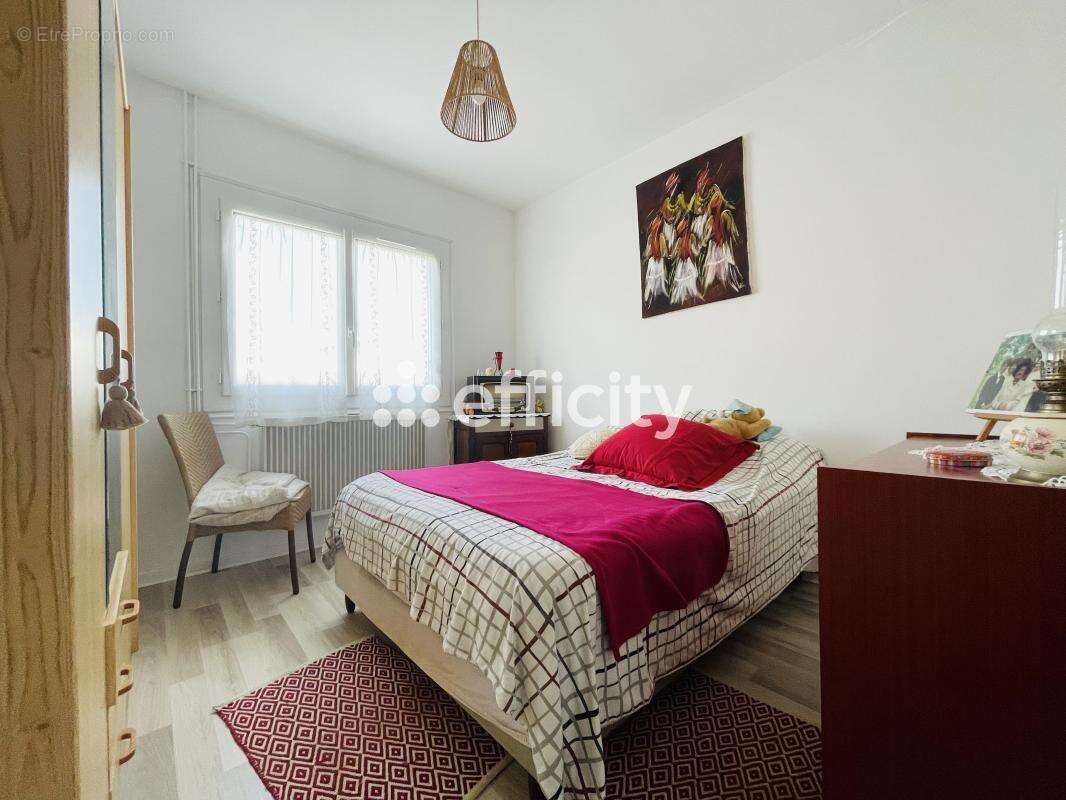 Maison à SAINTE-EULALIE