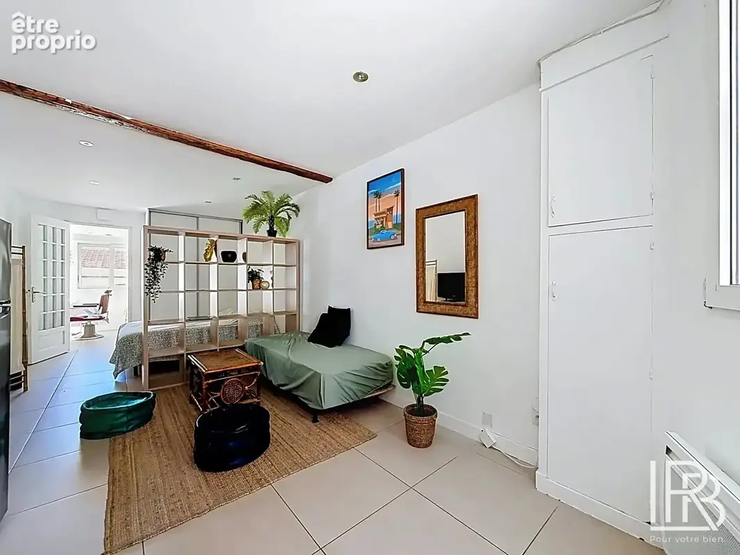 À vendre T2 rénové 30 m² Marseille 6 - Vauban - photo 3