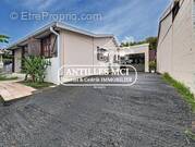 Photo 1 - Maison à RIVIERE-SALEE