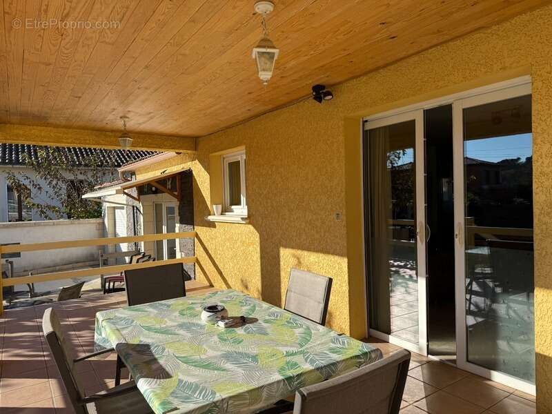 Maison à SAINT-MARTIN-DE-VALGALGUES