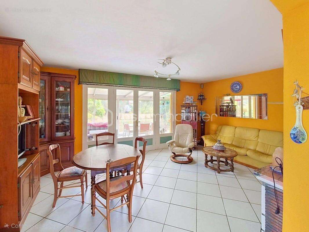 Lit-et-Mixe – Maison de 73 m² à réinventer, 2 chambres et annexe - photo 5