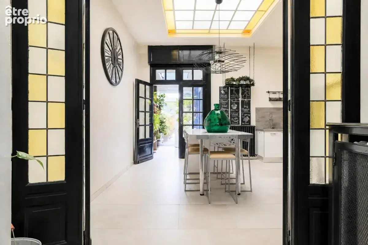 Maison de 8 pièces de 177 m² à Loos - photo 6