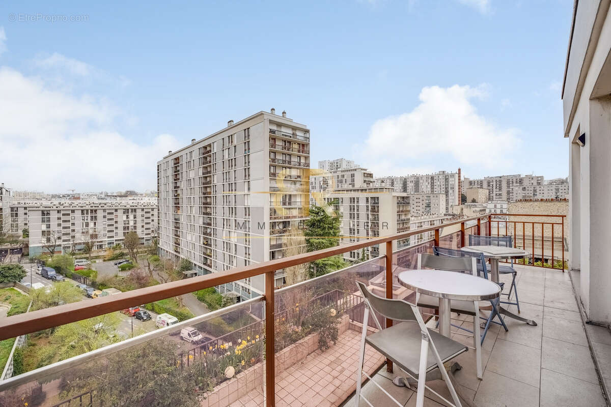 Appartement à PARIS-20E