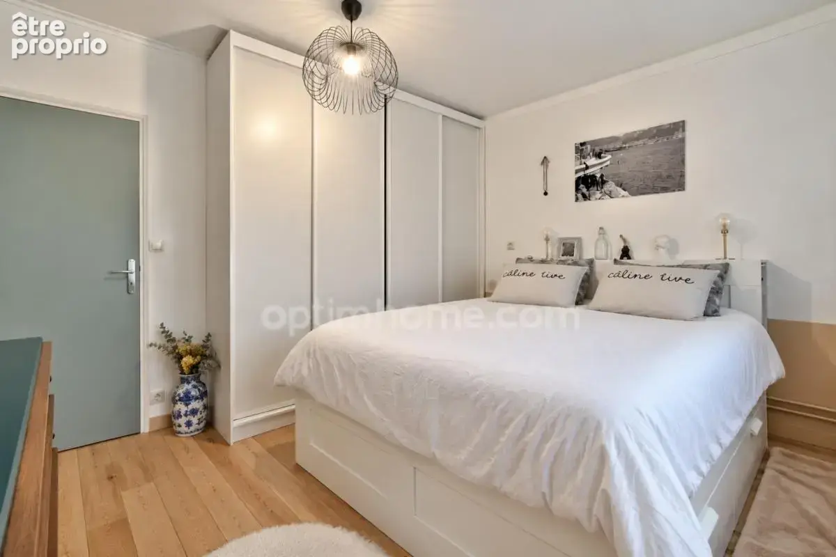 T2 rénové 58 m², petite copro, terrasse au calme & garage privatif - MARCQ EN BAROEUL - photo 8