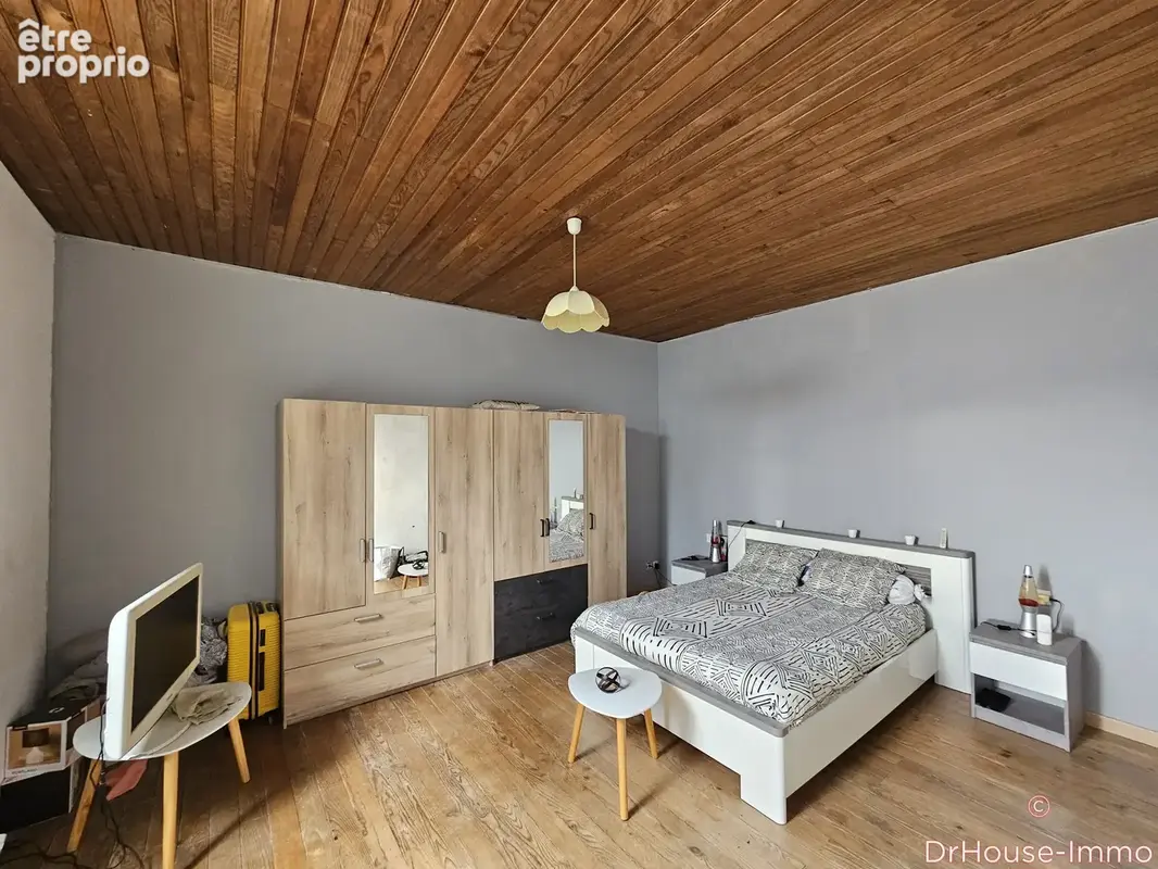 Maison 5 pièces 145 m² à vendre à La Roche-Chalais (24490) - photo 16