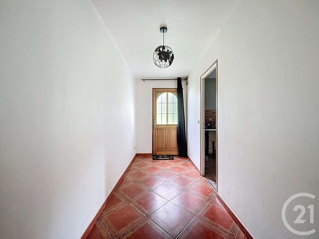 Maison à SAINT-VALERIEN