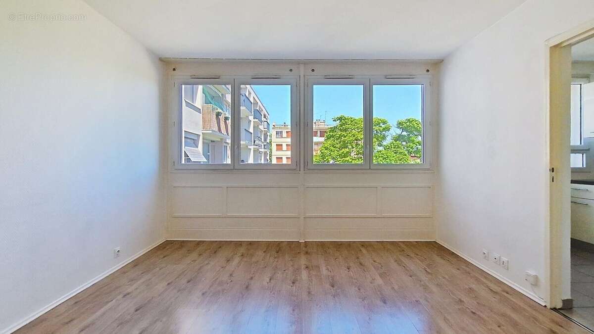 Photo 4 - Appartement à BRON