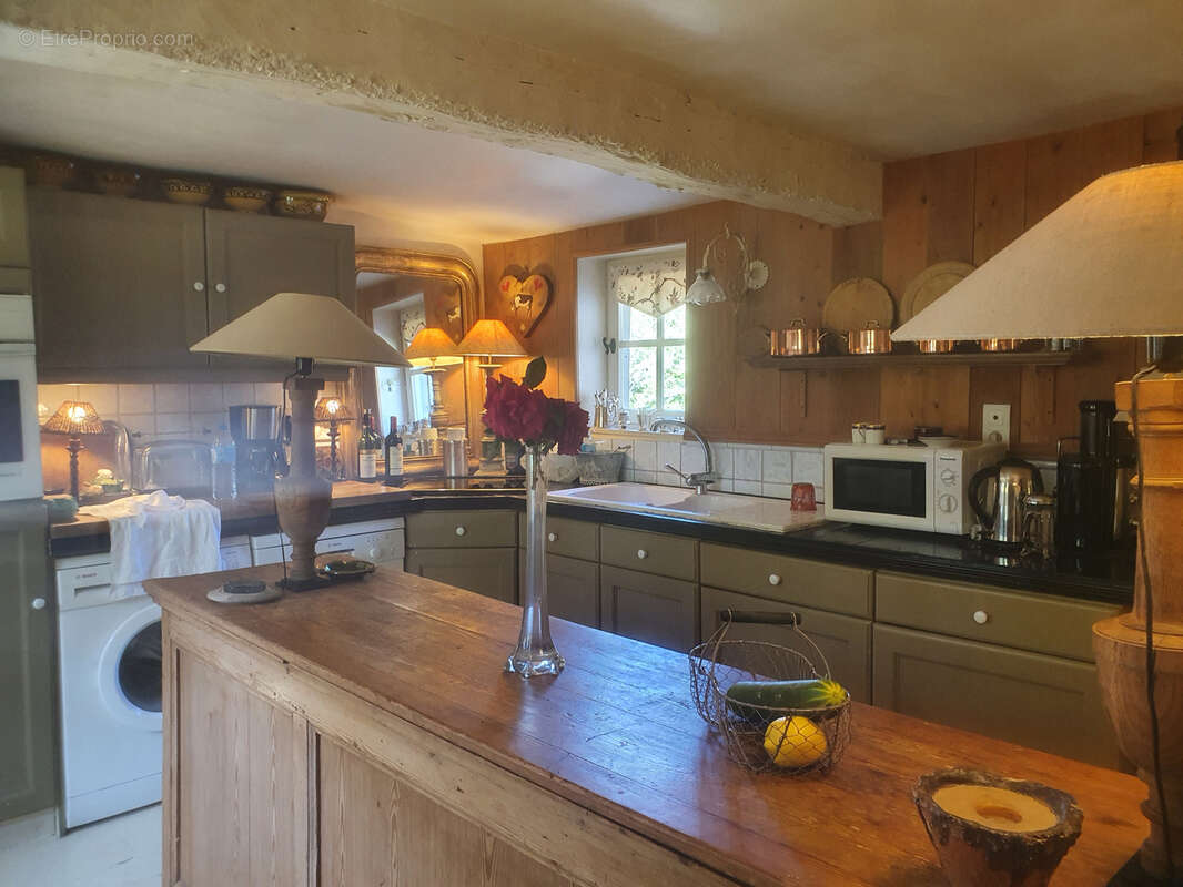 Maison à CORMEILLES