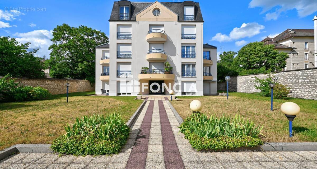Appartement à MANTES-LA-JOLIE