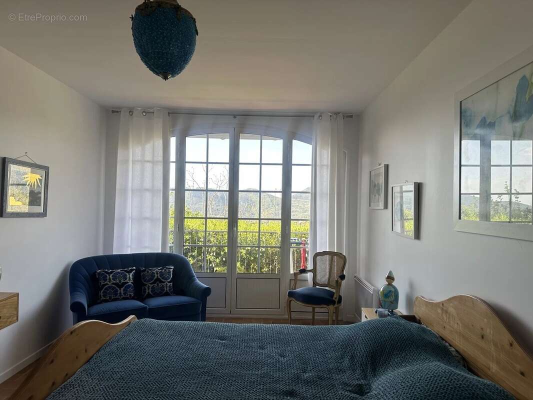 Maison à BERRE-LES-ALPES
