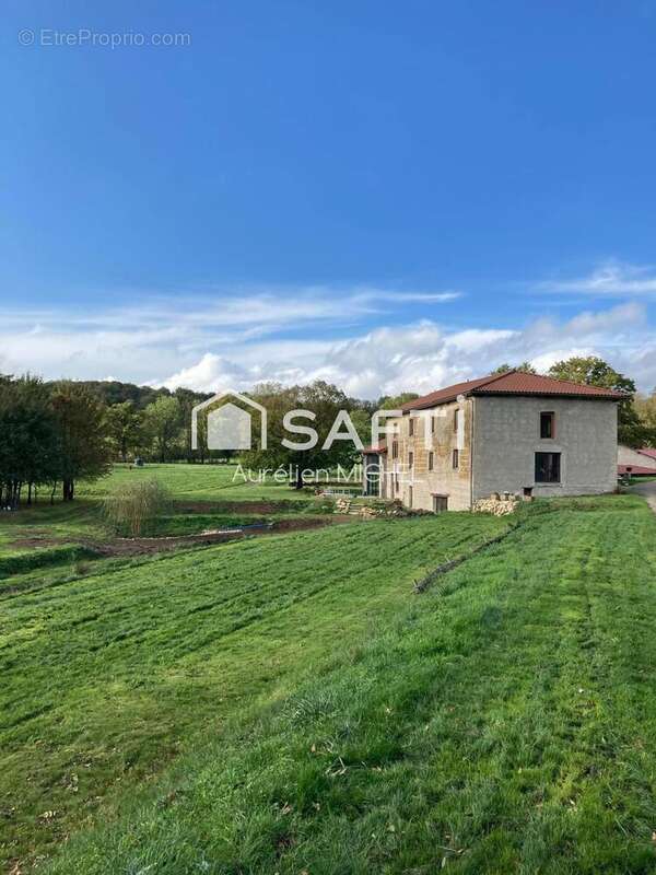 Maison 467 m² à Crans  - photo 3