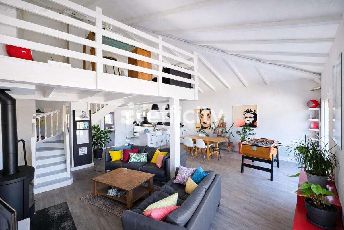 Maison à SAINT-GELY-DU-FESC