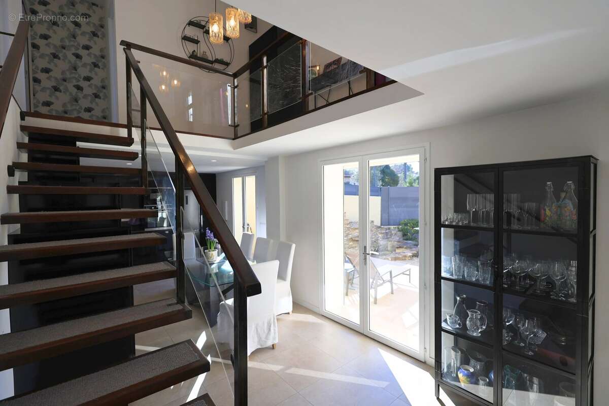 Maison à MOUANS-SARTOUX