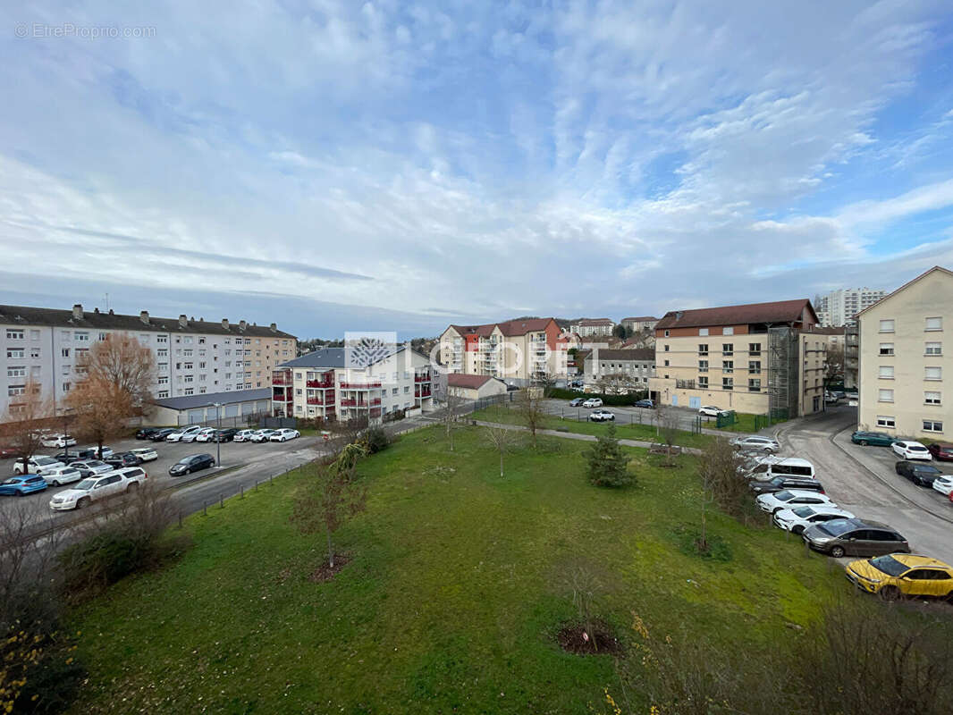 Appartement à LONS-LE-SAUNIER