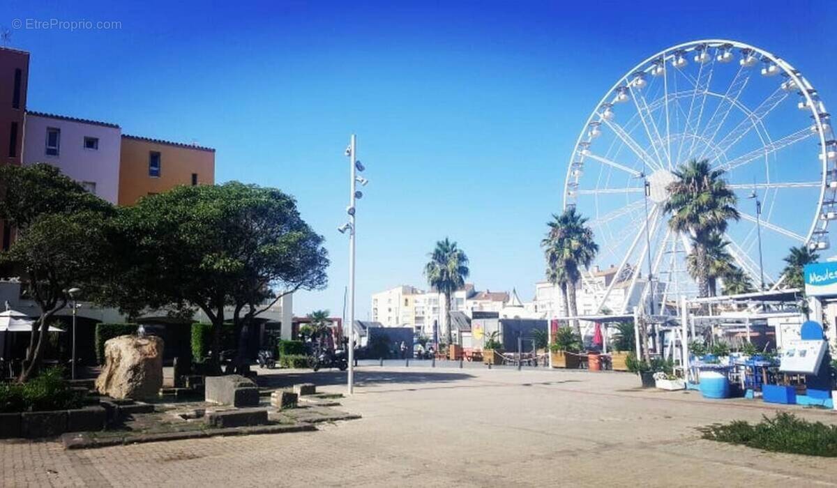 Photo 1 - Commerce à AGDE