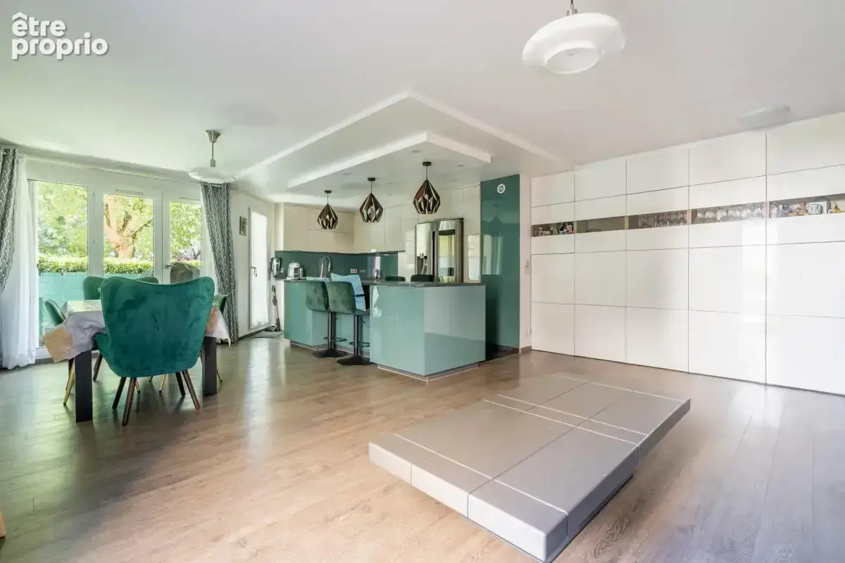 Appartement de 4 pièces de 92 m² au Bourget - photo 2