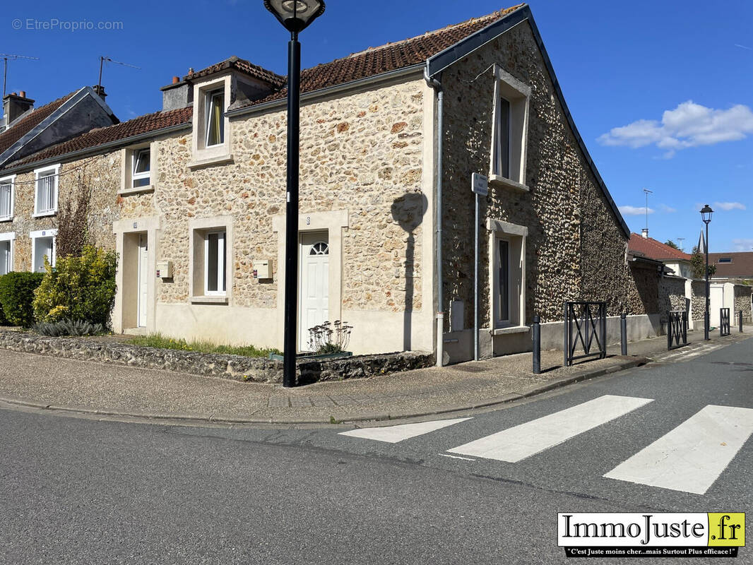 Maison à GUYANCOURT