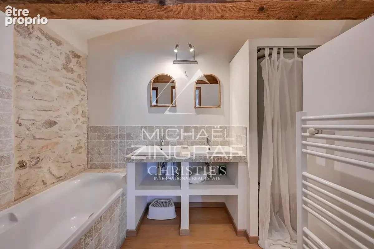 Propriété d'Exception Aux Portes d'Aix-en-Provence : Magnanerie du XVIIIe Rénovée - photo 30