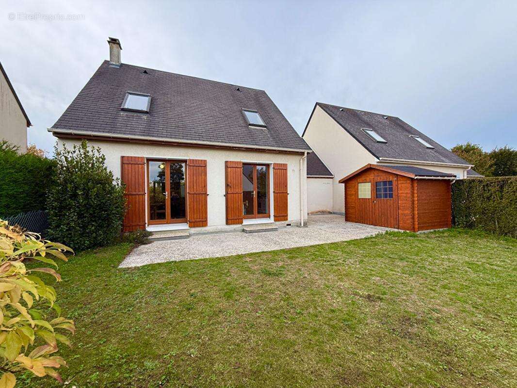 Maison à SAINT-GERMAIN-LA-BLANCHE-HERBE