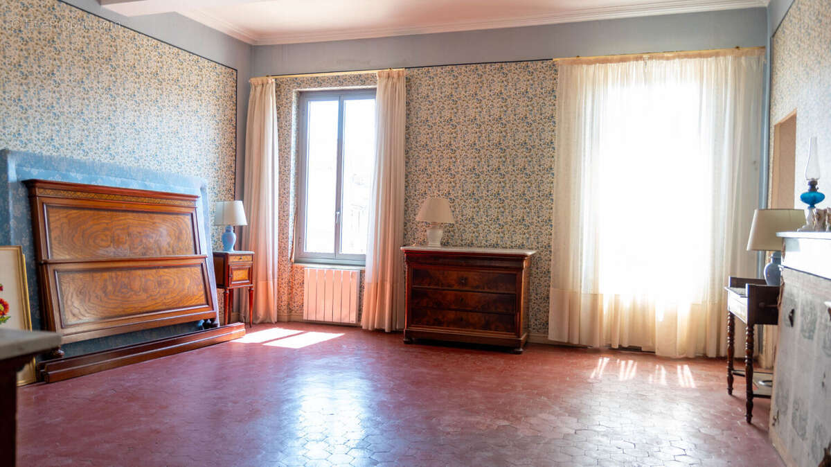 Maison à SAINT-GENIES-DE-COMOLAS