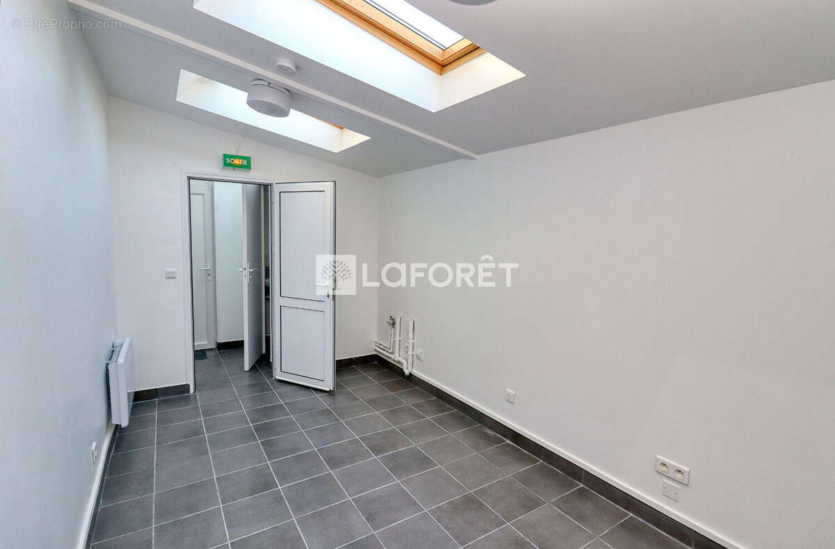 Commerce à CONFLANS-SAINTE-HONORINE