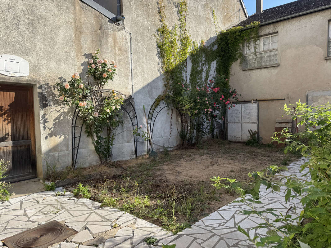 Maison à CORBIGNY