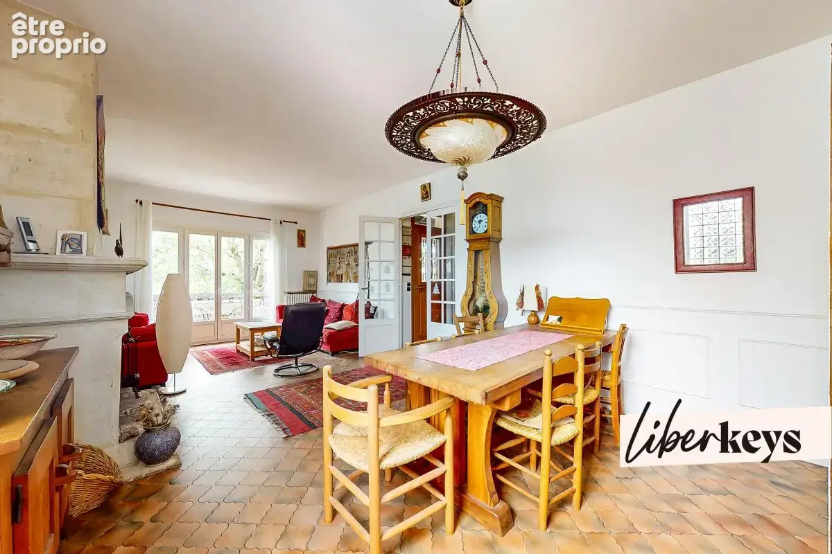 Maison de caractère 200m² avec jardin, sous-sol et garage à LIvry-Gargan (93190) - photo 2