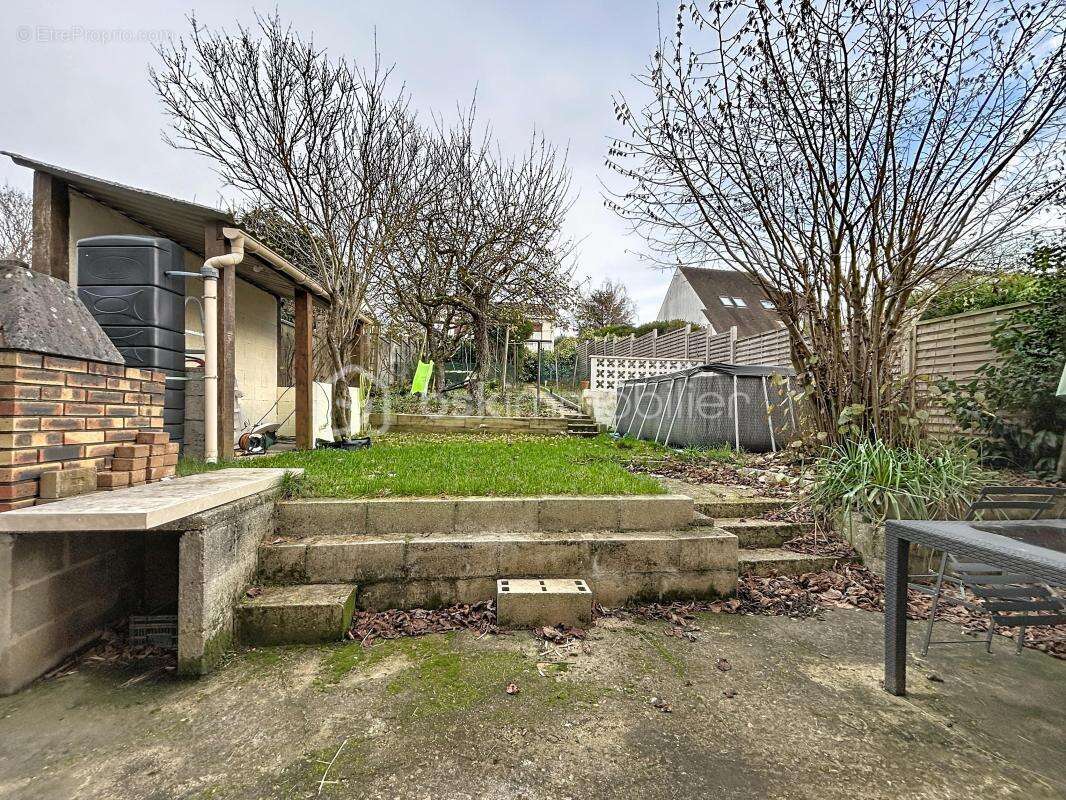 Maison à CORBEIL-ESSONNES