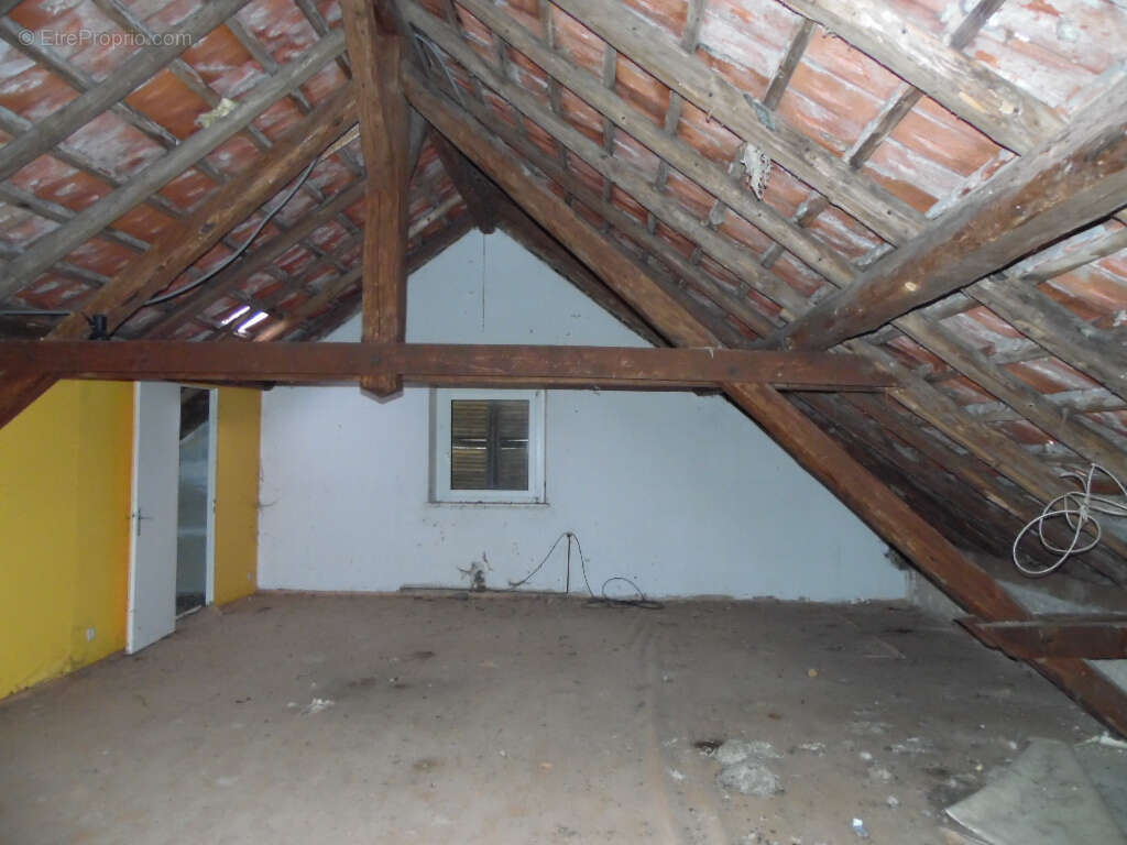Maison à SENONES