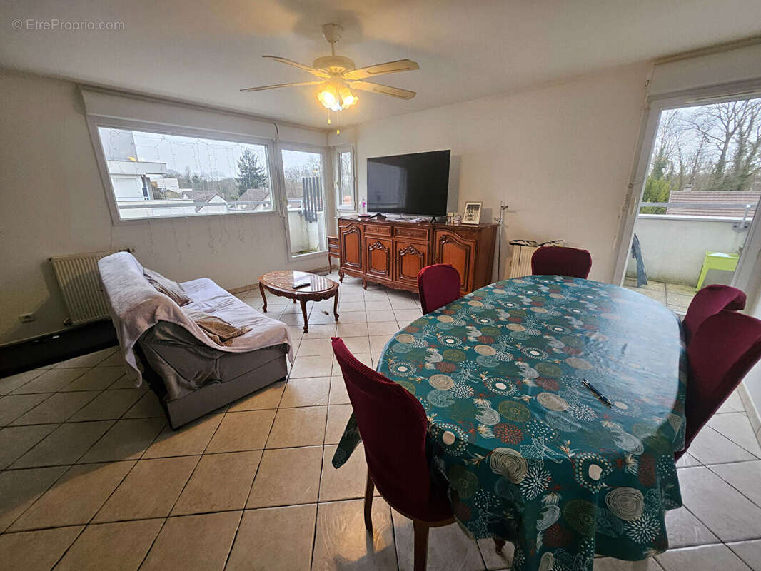 Appartement à TREMBLAY-EN-FRANCE