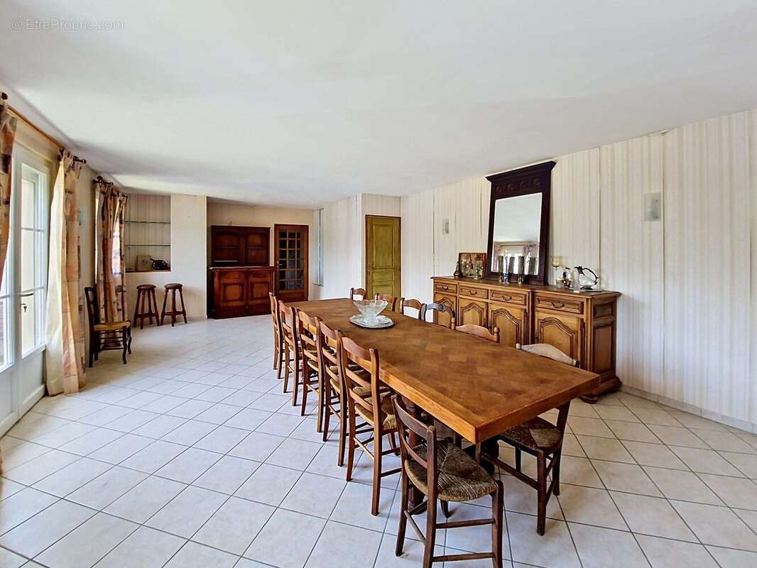 Maison à CHATEAU-LA-VALLIERE