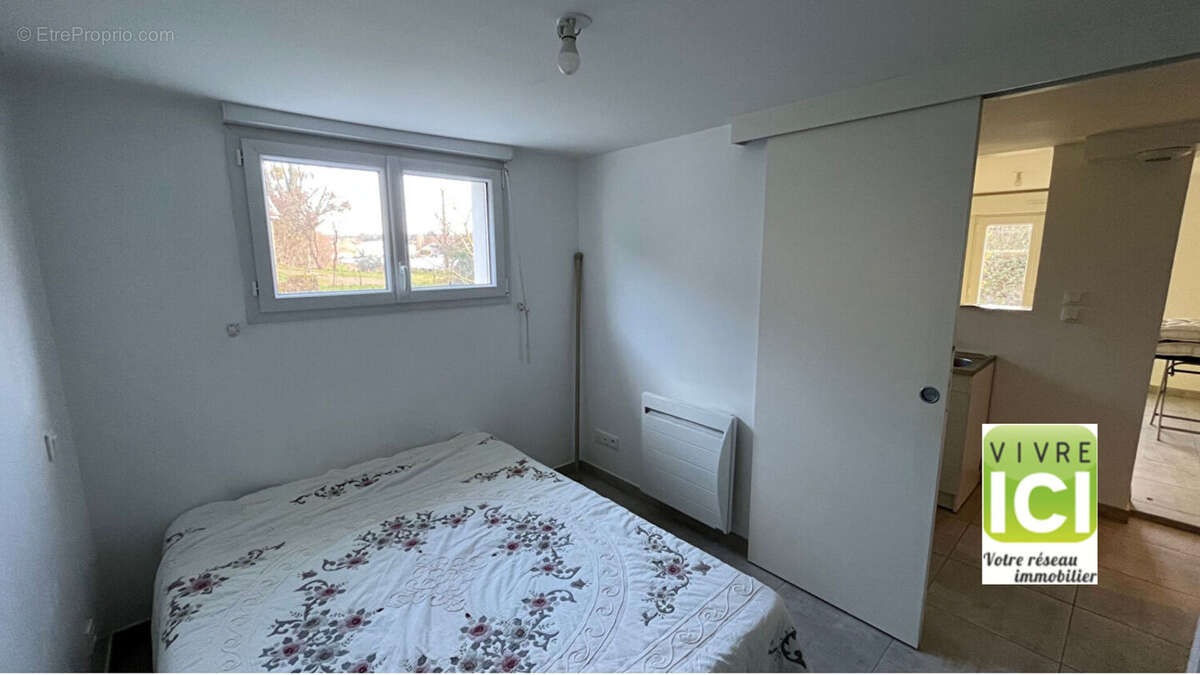 Maison à LA CHAPELLE-BASSE-MER