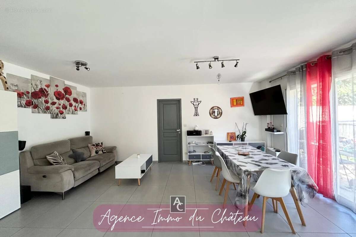 Maison à FLASSANS-SUR-ISSOLE