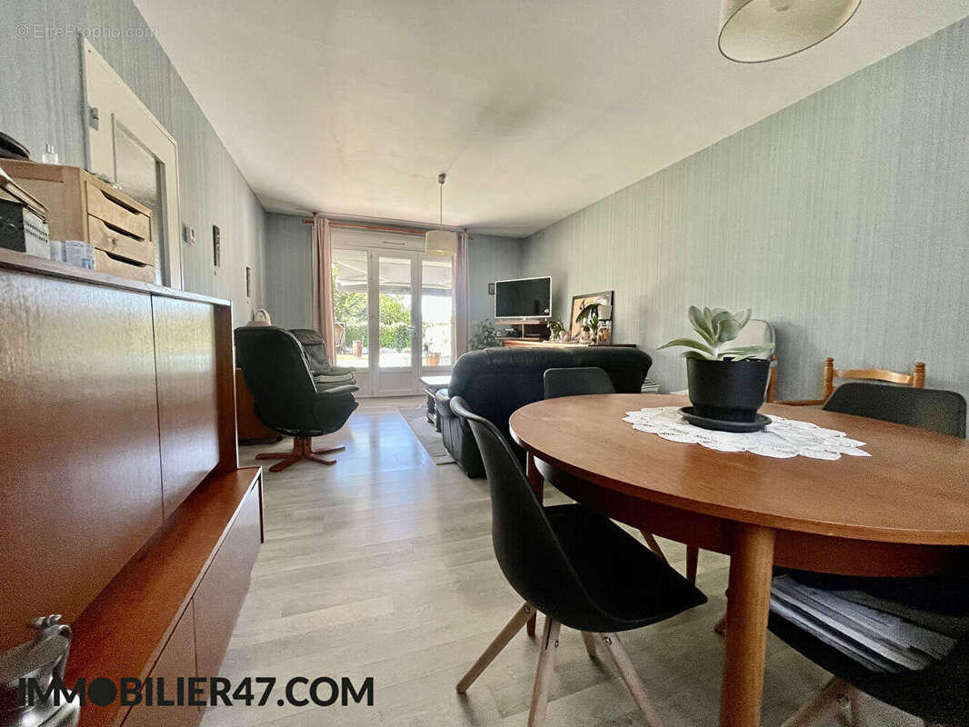 Maison à SAINTE-LIVRADE-SUR-LOT