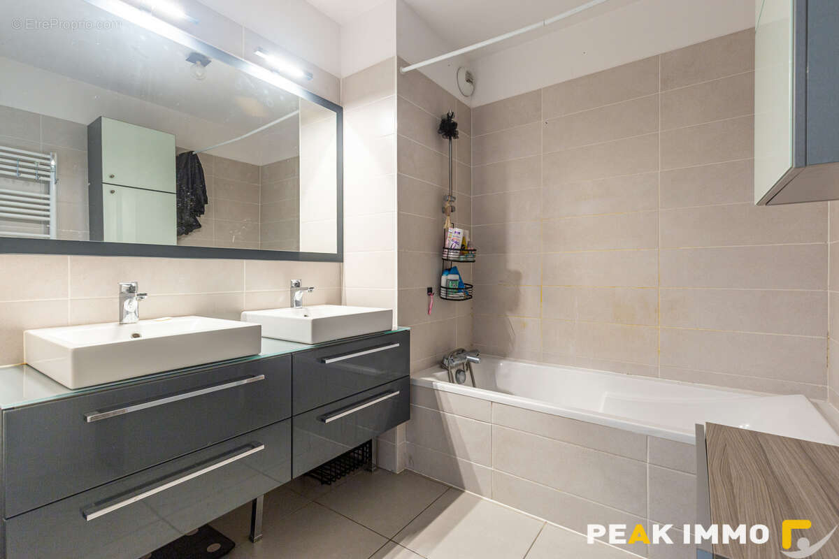 Appartement à ANNECY-LE-VIEUX