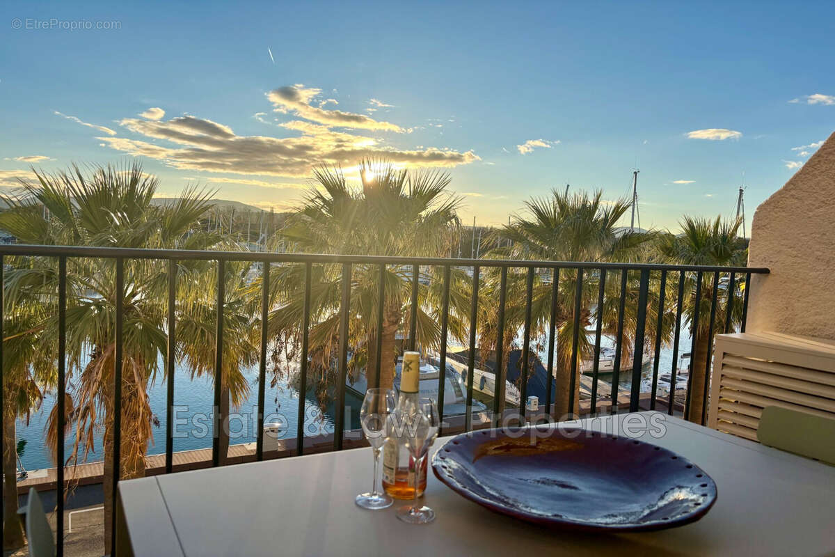 Appartement à COGOLIN