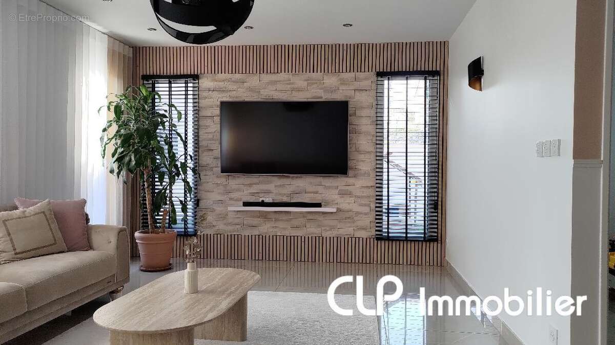 Maison 137 m² à Montelimar  - photo 6