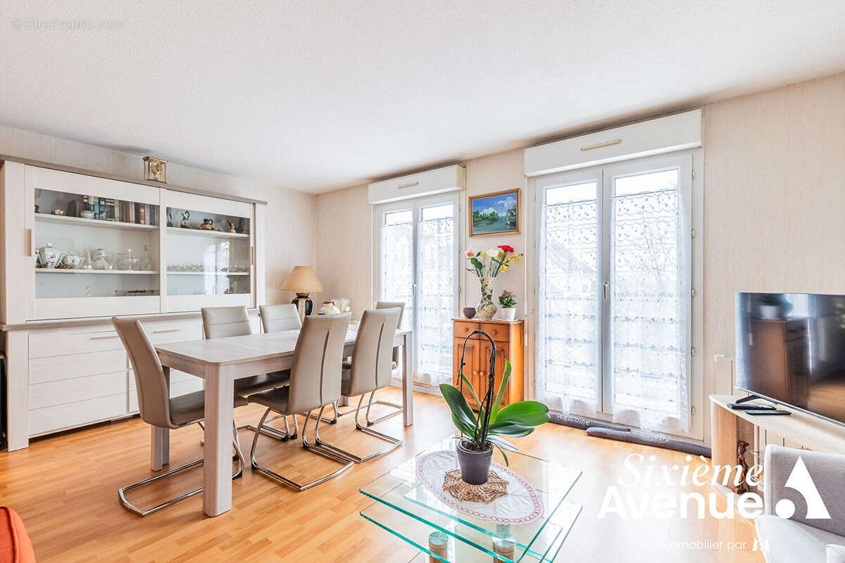 Appartement à CHILLY-MAZARIN