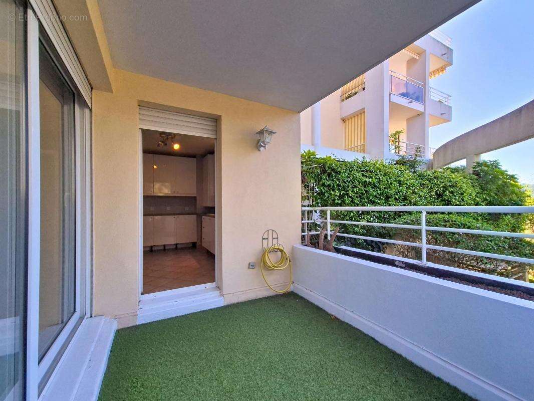 Appartement à LE CANNET