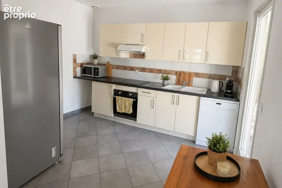 À brignoles – villa familiale avec dépendance t2, piscine chauffée et bel espace extérieur - photo 5