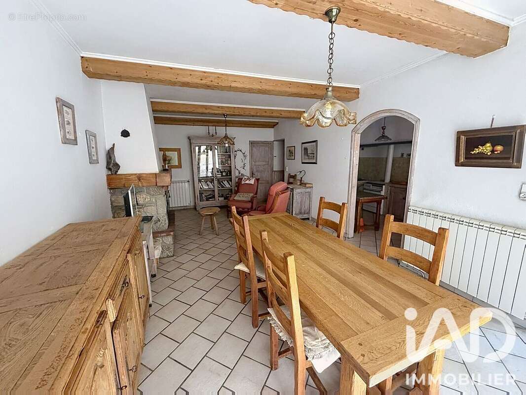 Appartement 111 m² à Saint-Martin-Vesubie  - photo 3