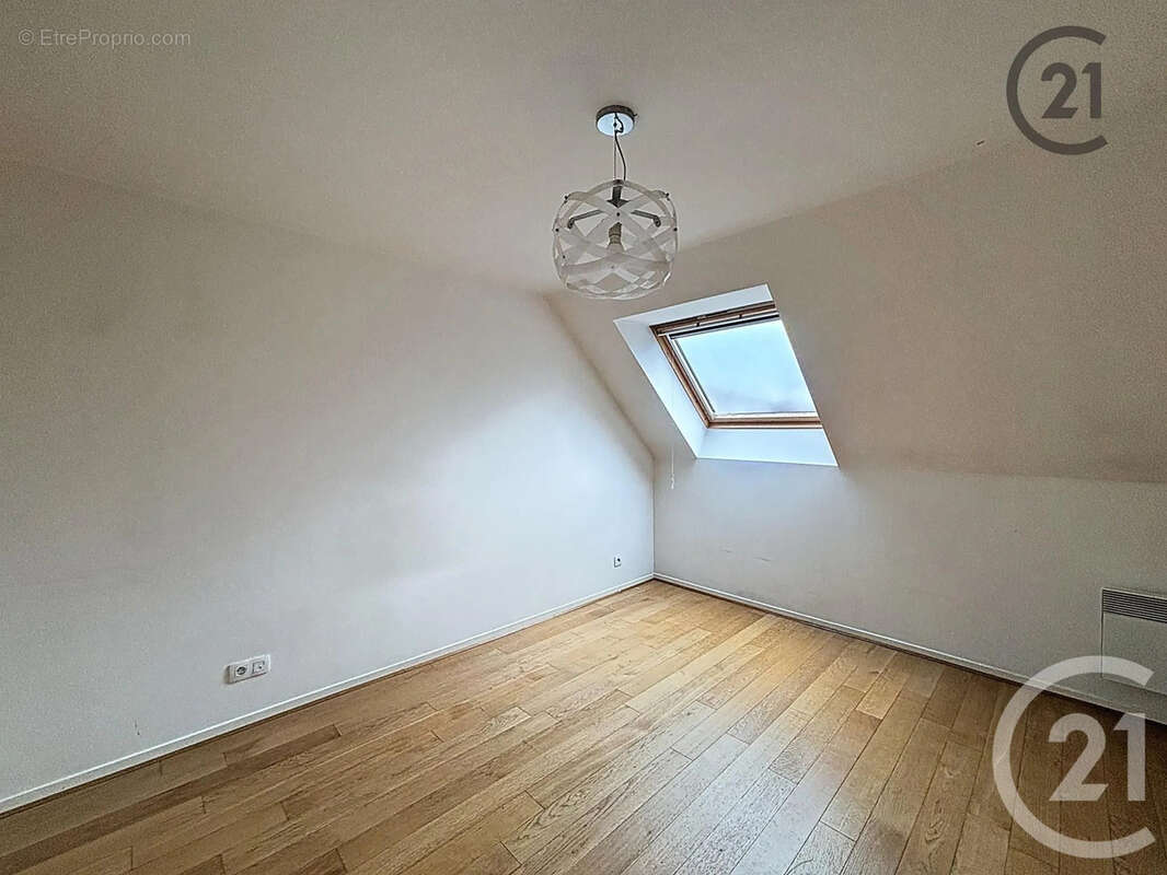 Appartement à MOISSY-CRAMAYEL