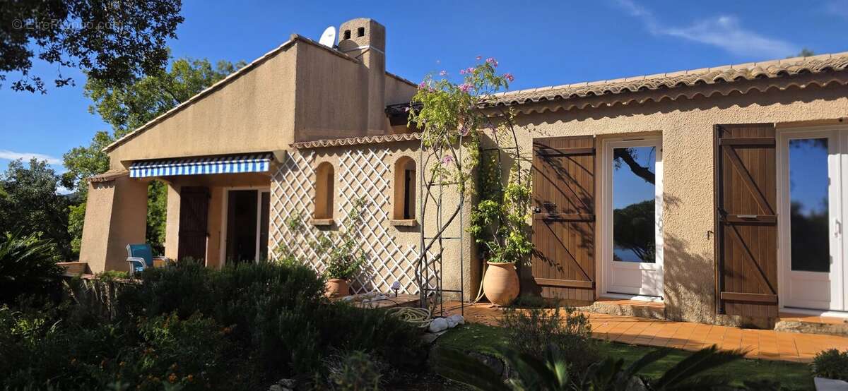 Maison à GRIMAUD