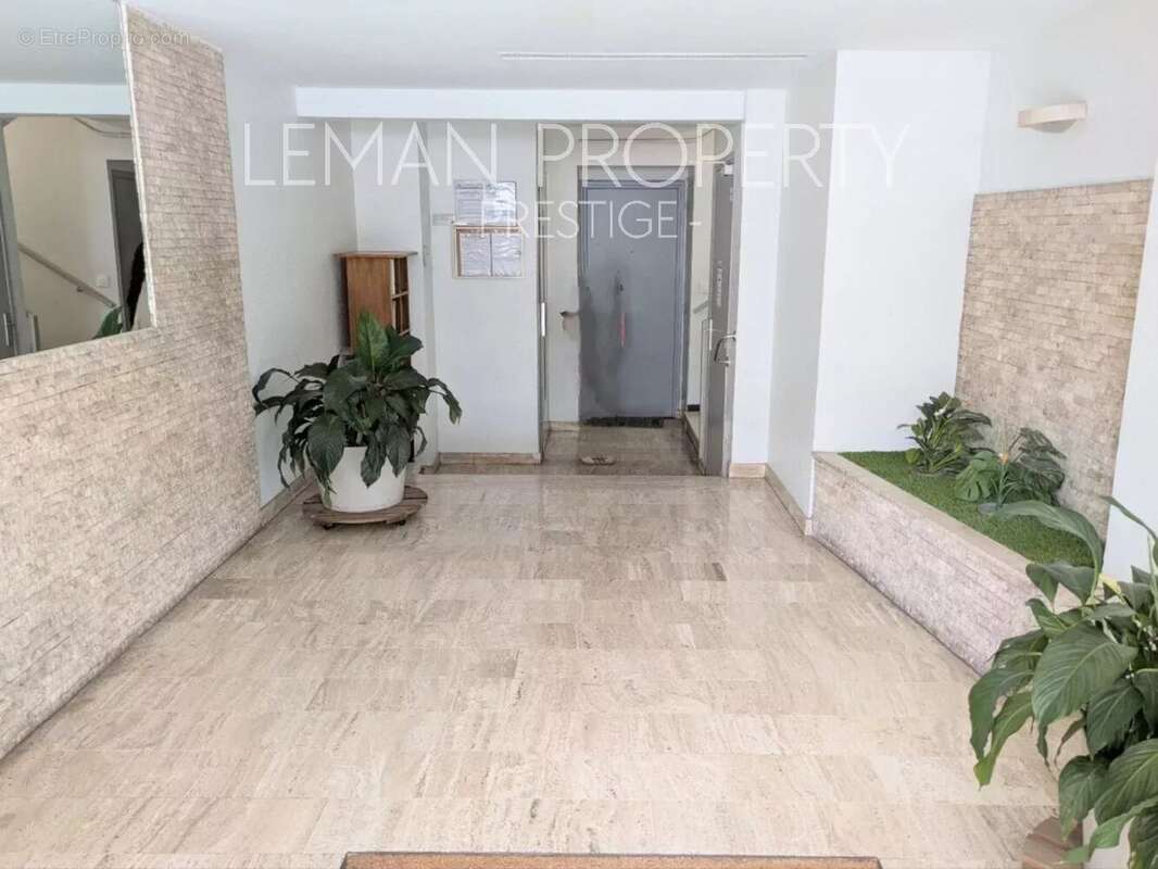 Appartement à LE CANNET