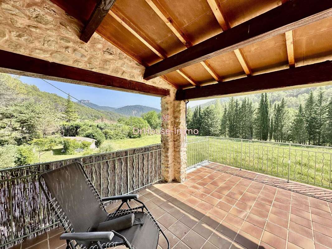 Maison à BUIS-LES-BARONNIES