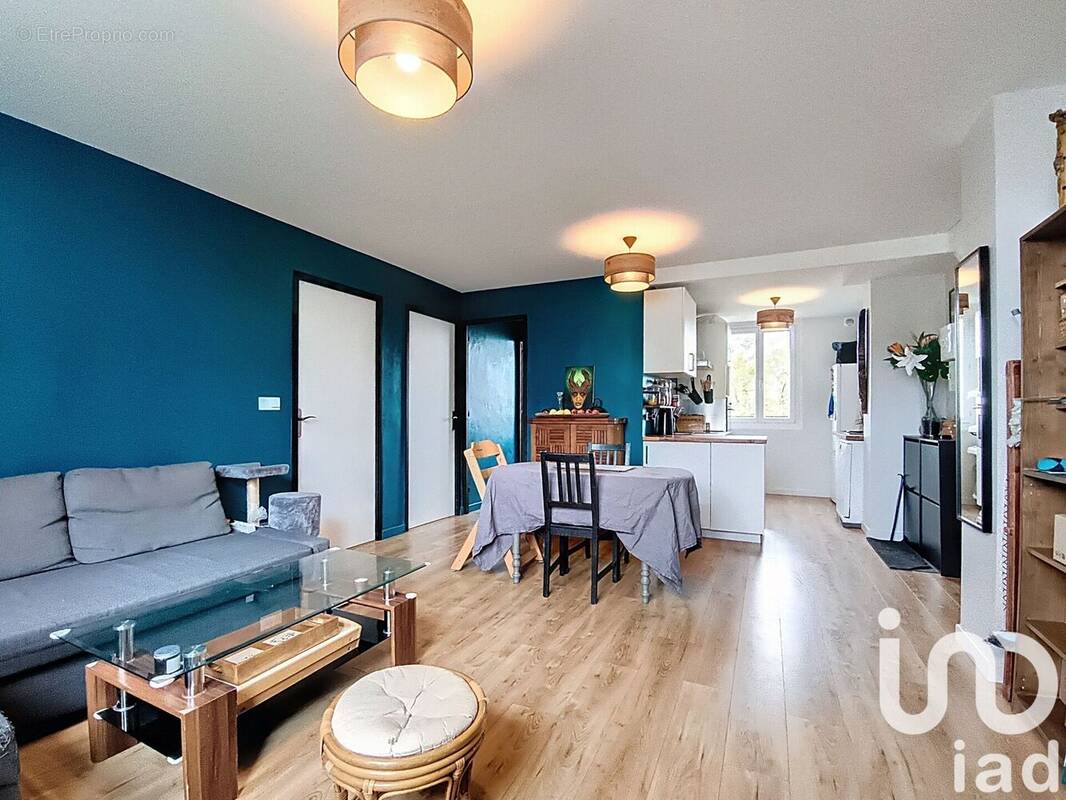 Photo 1 - Appartement à VENISSIEUX