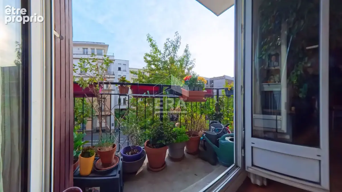 Appartement Saint Denis 5 pièces - au pied du Théâtre TGP - photo 5