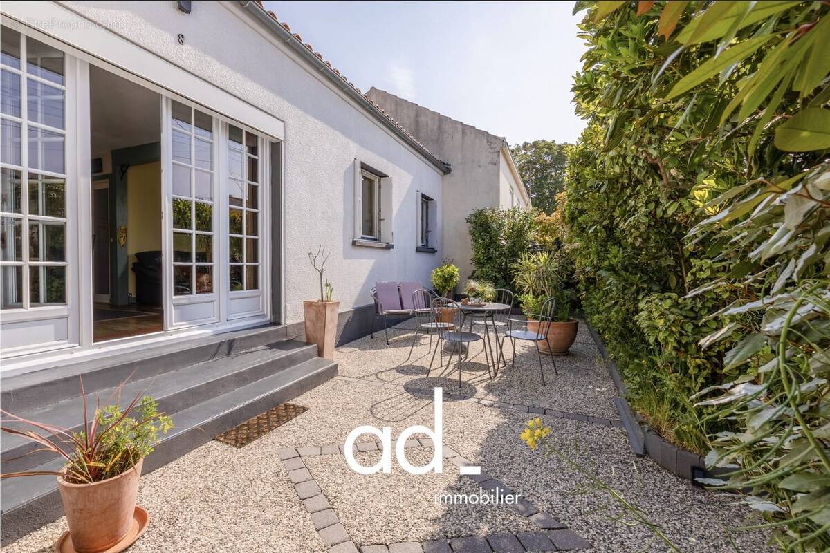 Maison à LA ROCHELLE