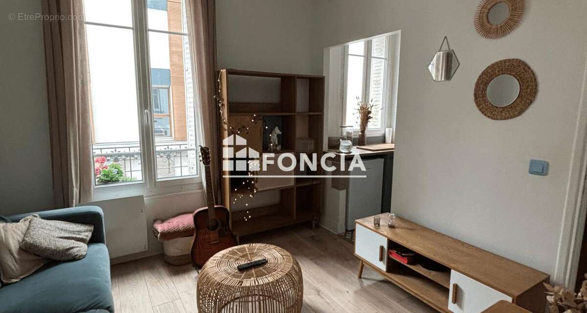 Asnières-sur-Seine – 2 Pièces 29,14 m² – Entièrement Rénové & Immeuble Ravalé - photo 3