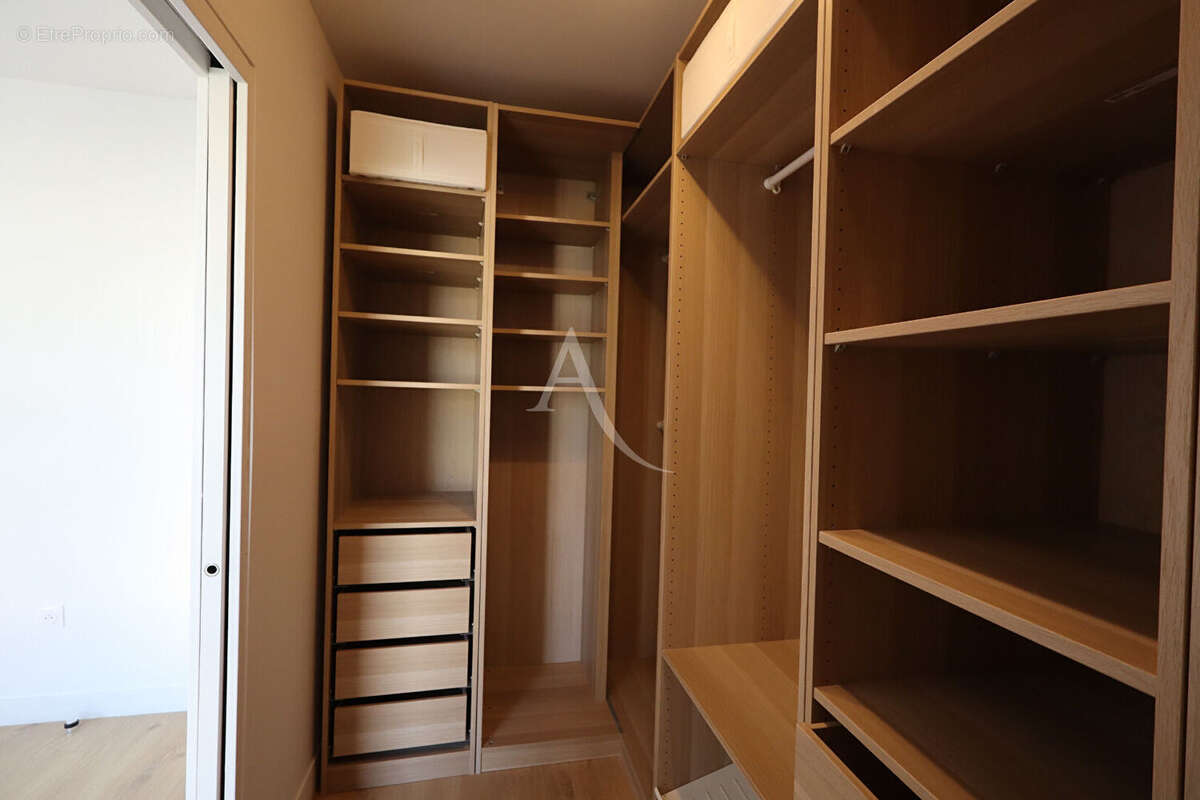 Appartement à ROMAINVILLE